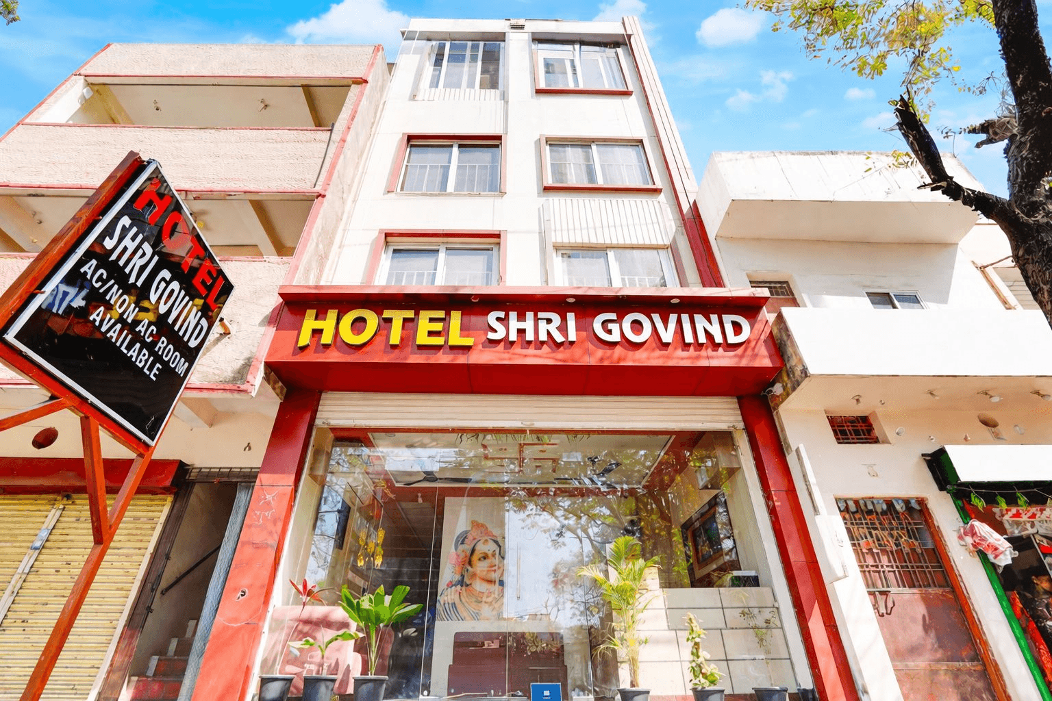 Hotel Hero